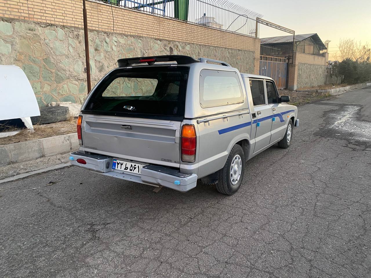 کانوپی و کابین فایبرگلاس مزدا ۲ کابین هم سطح ۴ طرف شیشه در آرین صنعت رزین خودرو