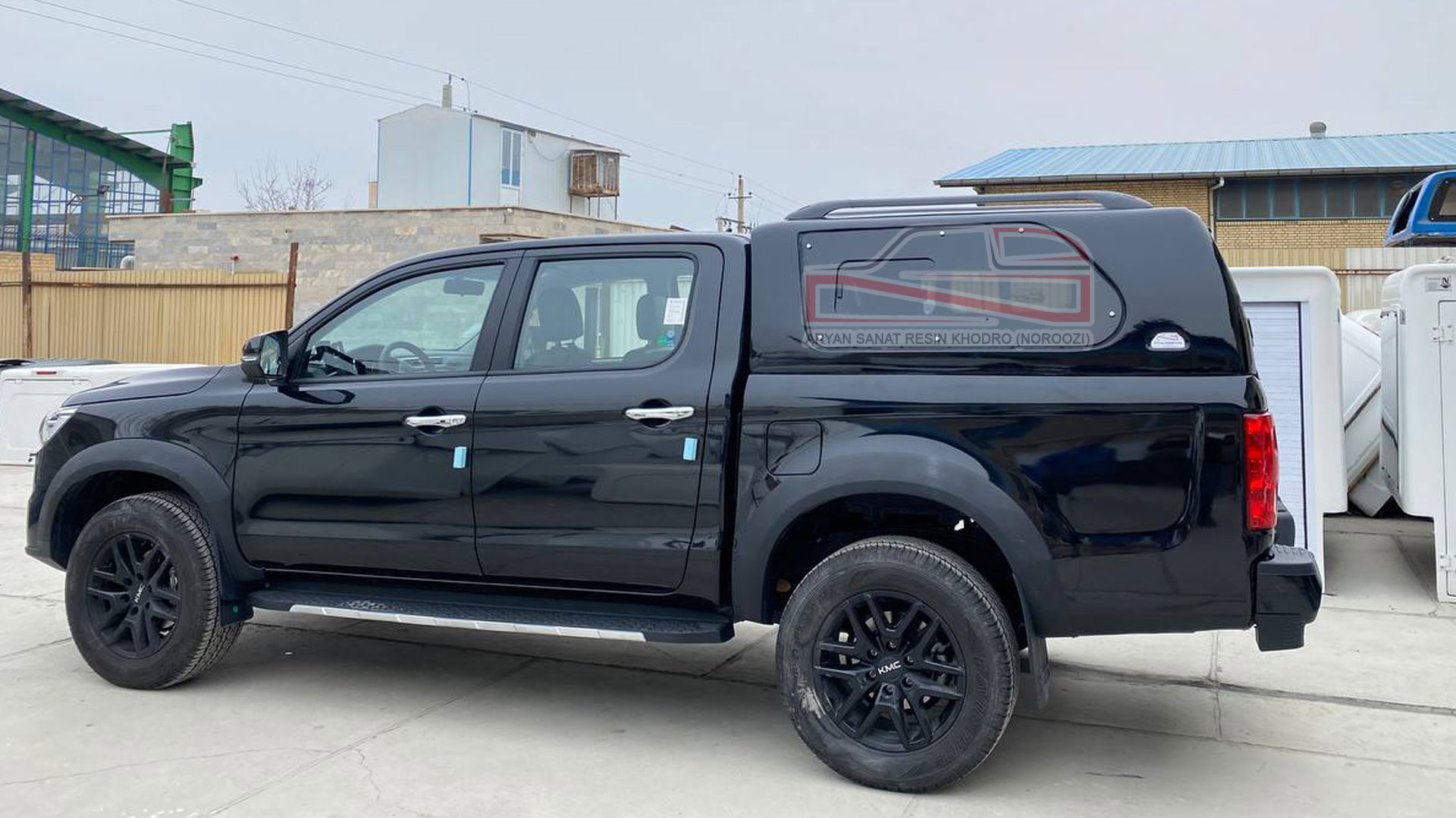 ساخت اتاق جک T8 با استفاده از فایبرگلاس درجه یک در شرکت آرین صنعت رزین خودرو 