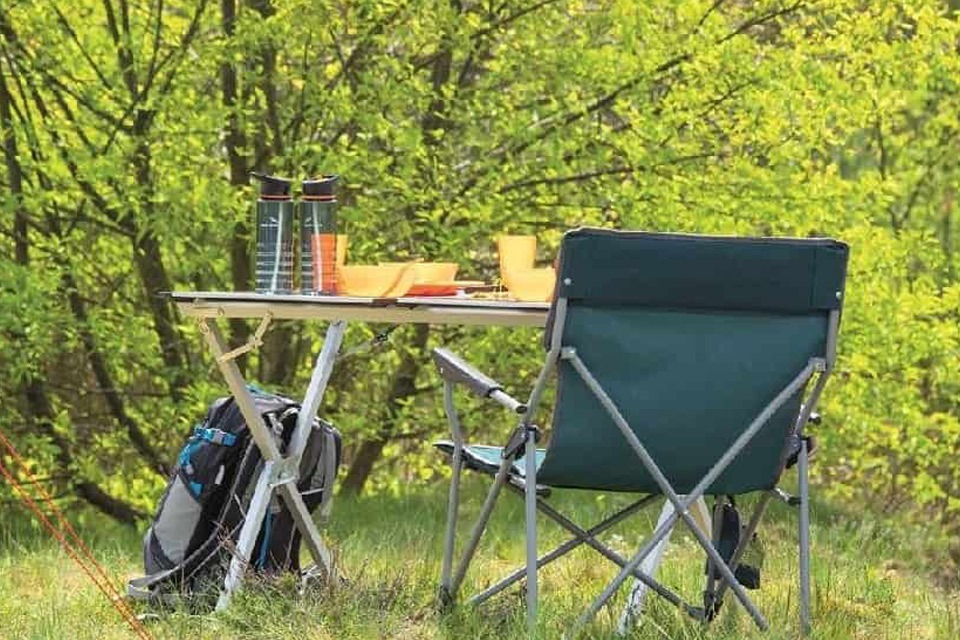 فروش انواع میز و صندلی مسافرتی و آفرودی