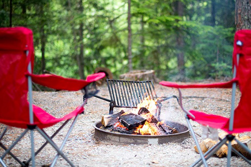 فروش انواع میز و صندلی مسافرتی و آفرودی