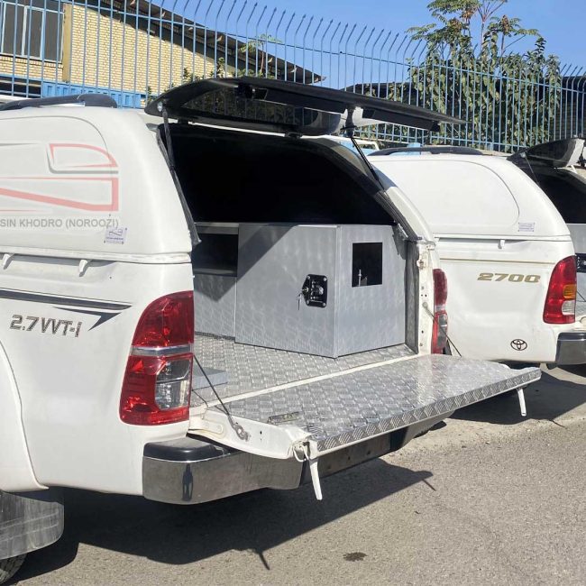 تجهیز خودروهای عملیاتی کابین فایبرگلاس نوروزی