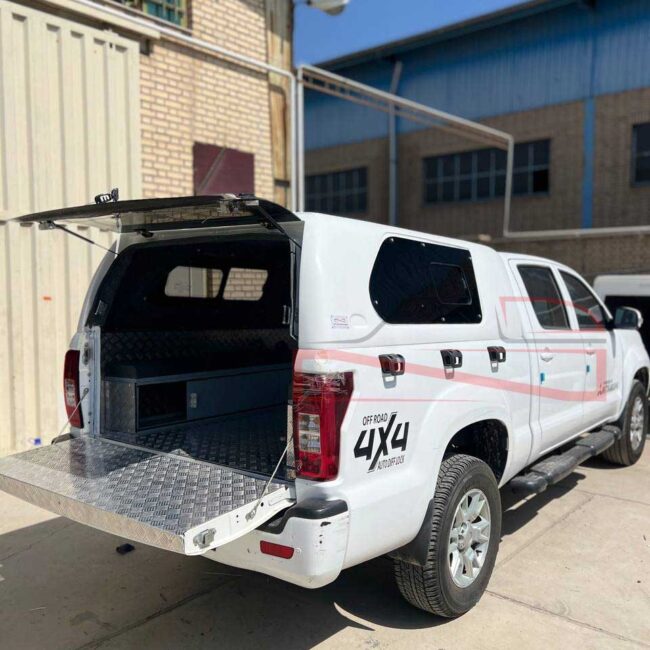 نمای کناری کابین فایبرگلاس عقب آمیکو آسنا