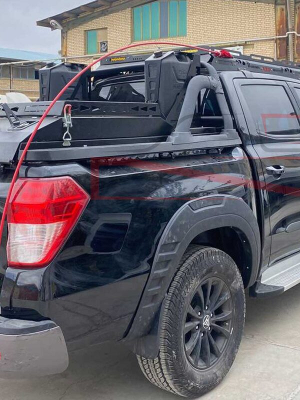 نمای پشتی درب موتور آفرودی خودرو کلوت